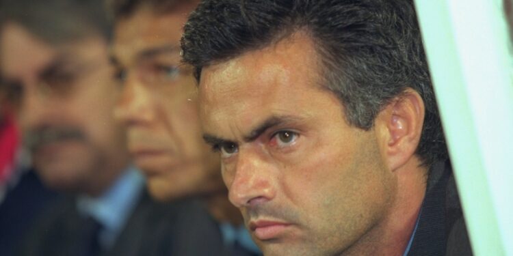 Η Μπενφίκα του Παυλίδη… ψάχνει τον Μουρίνιο του 2000!