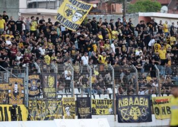 ΑΕΚ στους οπαδούς της: «Υπουργείο και Αστυνομία έχουν απαγορεύσει την οργανωμένη μετακίνηση στο ματς στη Λάρισα»