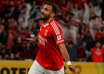 Μπενφίκα: Ο Παυλίδης υπέγραψε το «ποδαρικό» του Μουρίνιο με γκολ και ασίστ