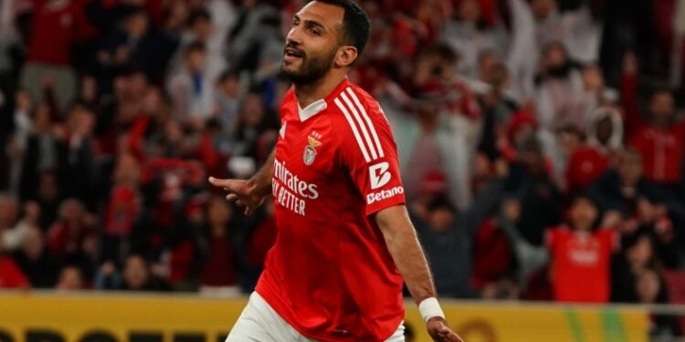 Μπενφίκα: Ο Παυλίδης υπέγραψε το «ποδαρικό» του Μουρίνιο με γκολ και ασίστ