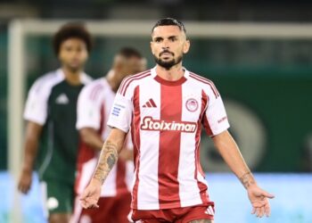 Ολυμπιακός: Το Insta Story του Καμπελά για τη φάση που ζήτησε πέναλτι