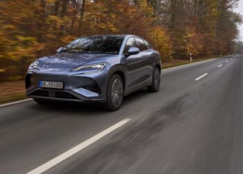 Test drive BYD Sealion 7: Στα χωράφια των premium κατασκευαστών