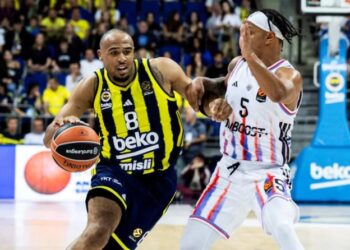 Φενέρμπαχτσε -83: Έτρεχε με 105 με «καυτό» Χόρτον-Τάκερ