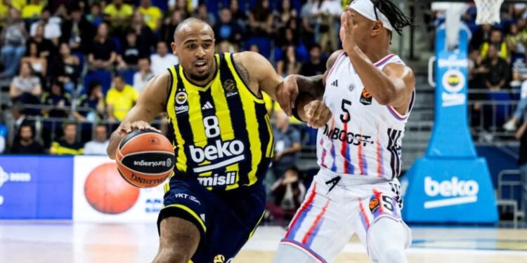 Φενέρμπαχτσε -83: Έτρεχε με 105 με «καυτό» Χόρτον-Τάκερ