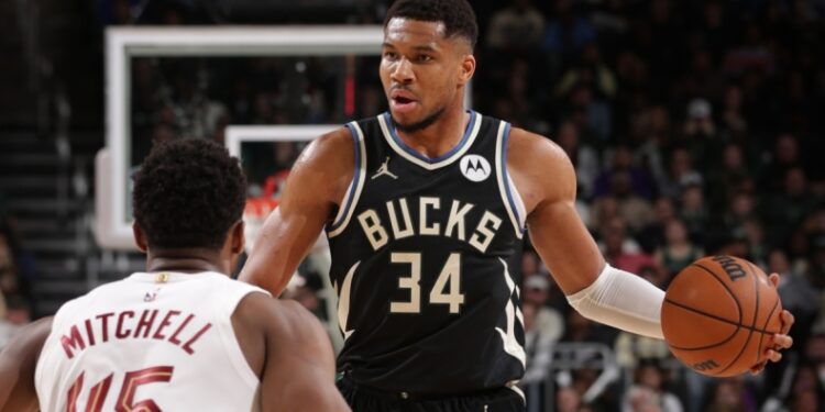 Αντετοκούνμπο: Ο Σαράνια ανέφερε ότι οι ομάδες θα περιμένουν στη… γωνία για trade