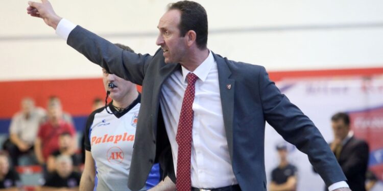 Πανιώνιος: Χουγκάζ και Καραγιάννης ανέλαβαν την τεχνική ηγεσία