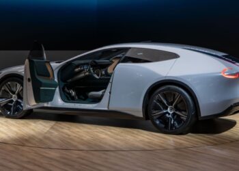 Mazda Vision X-Coupe: Εντυπωσιακή εμφάνιση και 510 ίπποι για το νέο πρωτότυπο