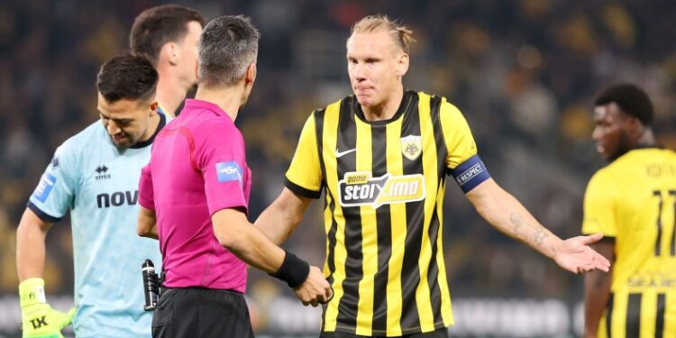 ΑΕΚ: Βίντα και Ρότα συμπλήρωσαν κάρτες, χάνουν ένα από τα επόμενα τέσσερα ματς