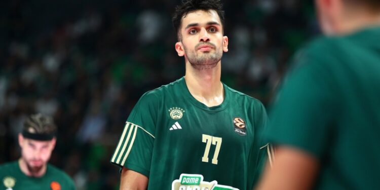 Παναθηναϊκός: Χωρίς Γιούρτσεβεν «πέταξε» για Παρίσι