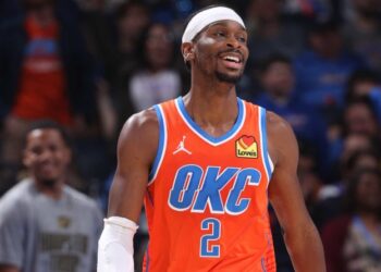 NBA: Ασταμάτητοι και μόνοι πρώτοι οι Θάντερ, βυθίζονται ολοένα και περισσότερο οι φιναλίστ Πέισερς