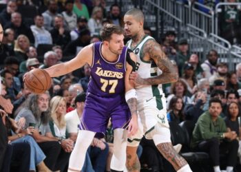 Μπακς -119: Ο «40άρης» Ντόντσιτς επικράτησε του «30άρη» Γιάννη