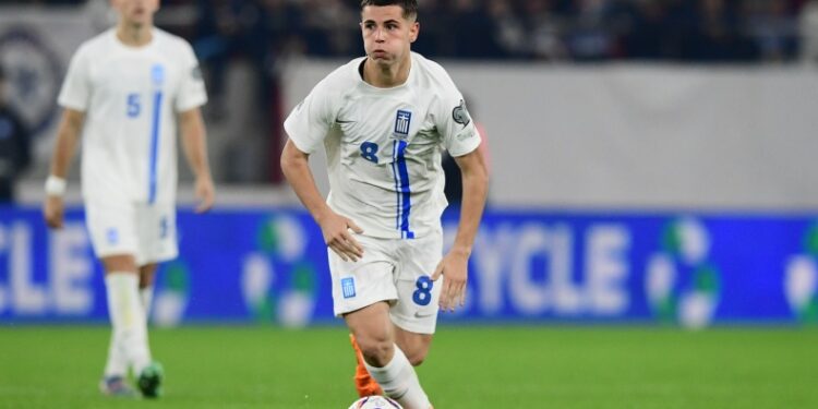 Μουζακίτης: «Είμαι χαρούμενος για τον Κωστούλα, μου έχει λείψει» (vid)