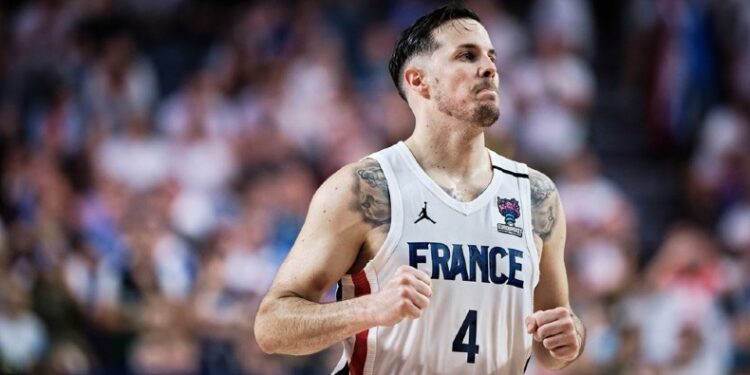 Βιλερμπάν: Έτοιμος για ντεμπούτο ο Ερτέλ, εκτός ο Ντε Κολό