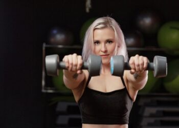 Ρωσία: Ουκρανή πρωταθλήτρια της άρσης βαρών καταδικάστηκε σε 19 χρόνια φυλάκισης για προδοσία και δολιοφθορά