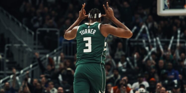 Μπακς -109: Τραυματίστηκε νωρίς ο Γιάννης, άντεξε το Μιλγουόκι