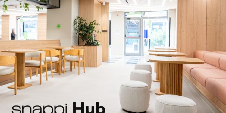 H Snappi παρουσίασε το Snappi Hub στο κέντρο της Αθήνας