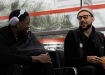 Ζάλγκιρις: Ταλαιπωρία για την ομάδα, κόλλησε στο αεροδρόμιο του Παρισιού