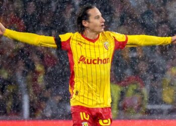 Ligue 1: Κορυφή ξανά για τη Λανς, προσπέρασε την Παρί Σεν Ζερμέν!