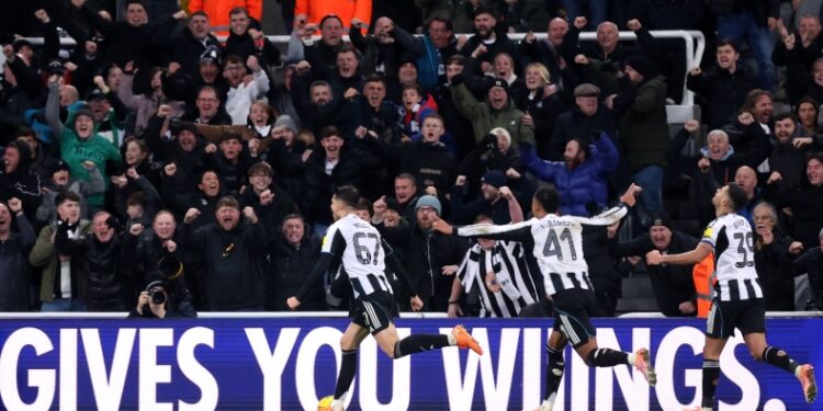 Νιούκαστλ -1: «Χτύπησε» στο 90+2′ και έφυγε για ημιτελικά League Cup