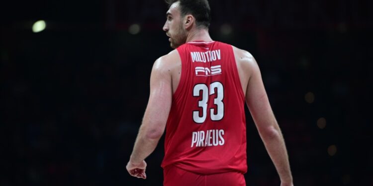 Ολυμπιακός: Και τώρα… τρέχει για να μη χαθεί στο κενό!