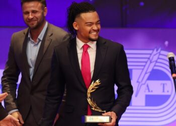 Βραβεία ΠΣΑΤ 2025: Ο Εμμανουήλ Καραλής κορυφαίος αθλητής της χρονιάς