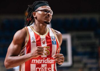 Ερυθρός Αστέρας-Τσεντεβίτα 97-77: Άνετη νίκη με Μονέκε