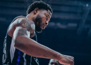 Ταϊρίκ Τζόουνς: Έσβησε όλες τις φωτογραφίες με την Παρτίζαν