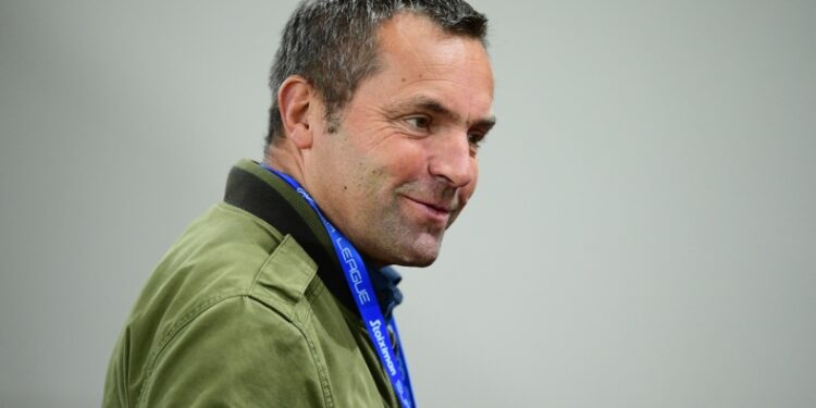 Λανουά: Κοινή γραμμή κατά του Γάλλου αρχιδιαιτητή από 20 Ενώσεις