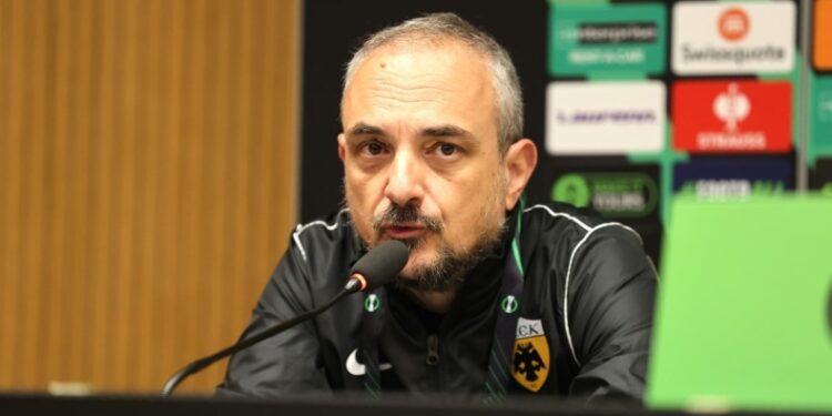 Τσατάλης: «Ανεύθυνα και ψευδώς λέτε ότι ευνοήθηκε η ΑΕΚ, υπήρξε επιθετικό φάουλ στον Γιόβιτς»