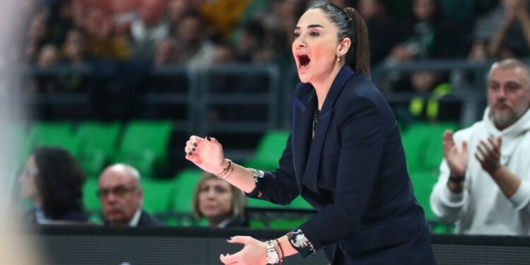 Ερντέμ: «Αυτοί οι οπαδοί σε αυτό το γήπεδο είναι κάτι απερίγραπτο»