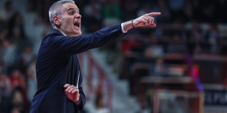 Αρμάνι -84: Η ομάδα του Καστρίτη έκανε… ριφιφί στο Μιλάνο!