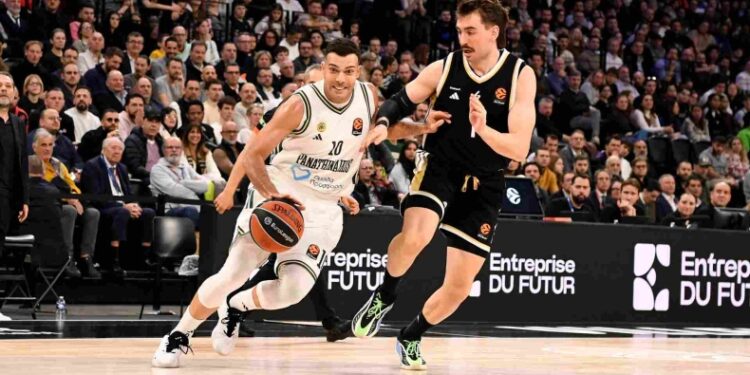 Μέχρι πότε θα τον σώζει ο Σλούκας…