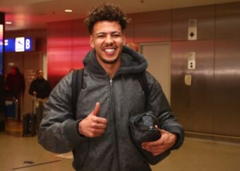 Ολυμπιακός, μεταγραφές: Έφτασε στην Αθήνα ο Κλέιτον