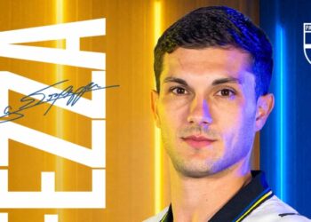 Ολυμπιακός: Ο Στρεφέτσα επίσημα στην Πάρμα