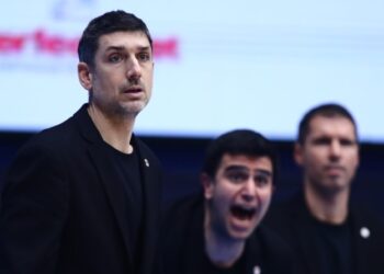 Ξανθόπουλος για τη νίκη με Σάσαρι: «Μπορούμε να παίξουμε και καλύτερα»