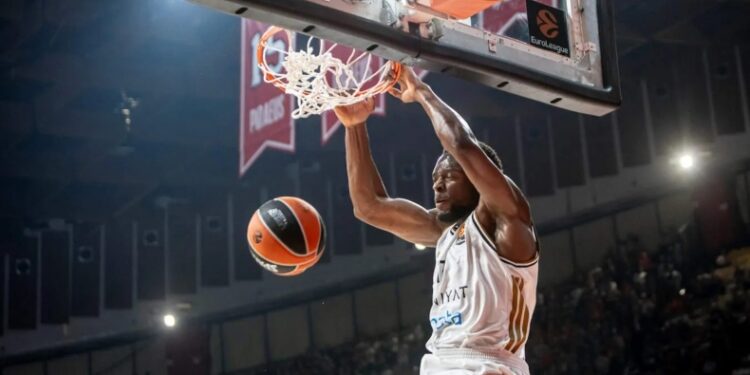 Ντουμπάι-Μπόσνα 100-82: Έκανε περίπατο με Καμπενγκέλε-Μούσα