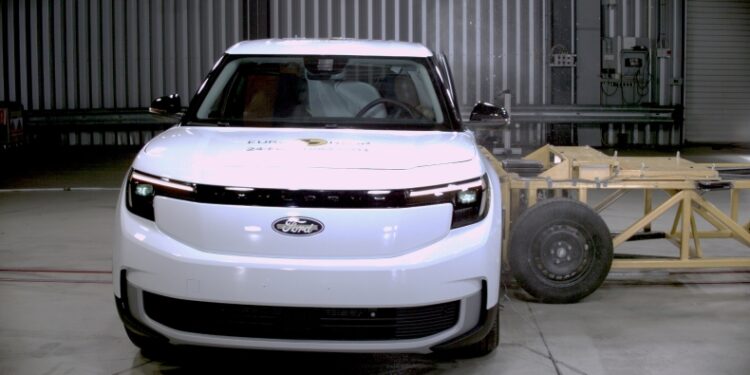 Ford: Πώς η σαντιγί βελτίωσε την ασφάλεια του Explorer