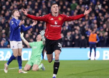 Έβερτον -1: Λύτρωση με Σέσκο και ξανά στην τετράδα