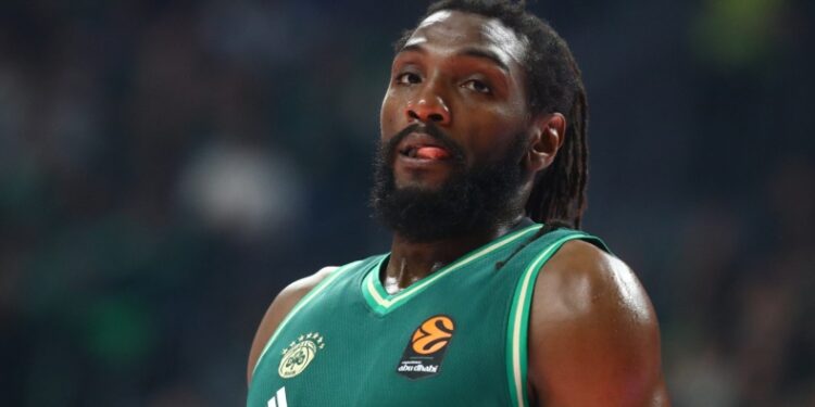 Φαρίντ: «Κινδυνεύουμε να μείνουμε εκτός play-off, στον Ολυμπιακό είναι δύσκολα»