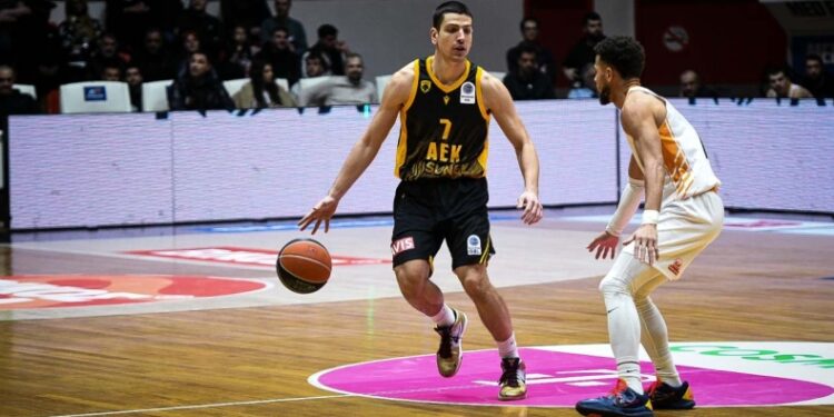 ΑΕΚ: Τα δεδομένα για την επιστροφή των Φλιώνη-Κατσίβελη στη δράση