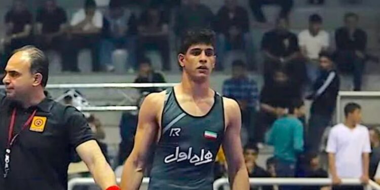 Σοκ στο Ιράν: Εκτέλεσαν 19χρονο πρωταθλητή πάλης – Κατηγορήθηκε για φόνο αστυνομικού σε διαδηλώσεις
