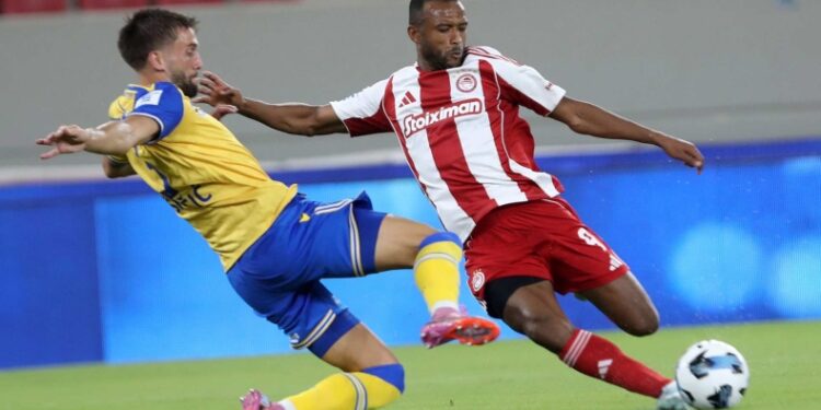 Ολυμπιακός: Έχει χάσει 9 βαθμούς κι έχει κερδίσει 4 φορές μετά το 90’!