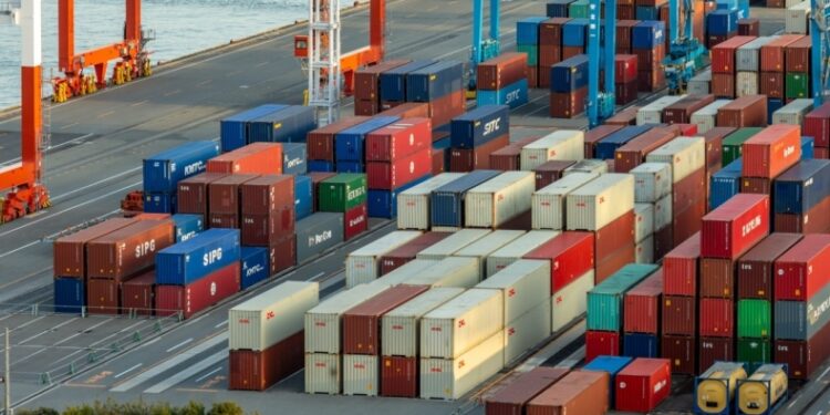 Αυτό είναι το ταξίδι ενός κοντέινερ από την Κίνα στον Πειραιά