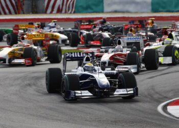 Σαν Σήμερα: Η «ναυμαχία της Μαλαισίας» (vid)