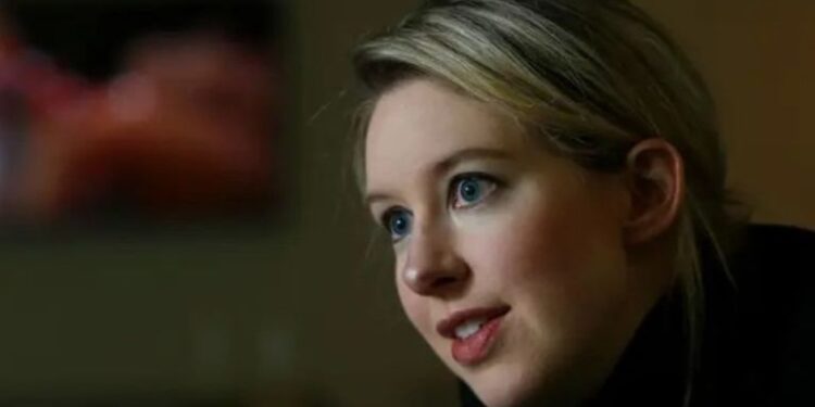 Τεχνολογικός κροίσος προειδοποιεί: Σβήστε όλα τα δεδομένα σας και τις φωτογραφίες σας από παντού