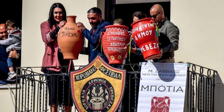 Ατύχημα στην Κέρκυρα: Κανάτα έπεσε και έσπασε στο κεφάλι γυναίκας