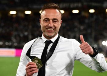 Κόντης: «Δεν μπορώ να συγκριθώ με Γκέραρντ, αγαπώ τη δουλειά μου»