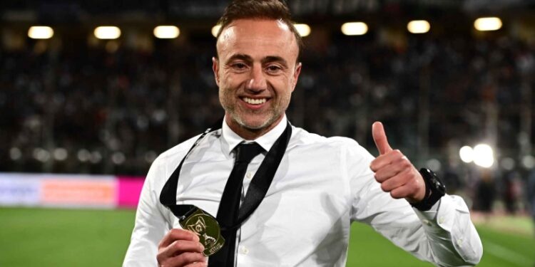 Κόντης: «Δεν μπορώ να συγκριθώ με Γκέραρντ, αγαπώ τη δουλειά μου»