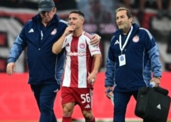 Ολυμπιακός: Χτύπημα στο κεφάλι και αμφίβολος ο Ποντένσε, την Παρασκευή το χειρουργείο του Γιαζίτζι