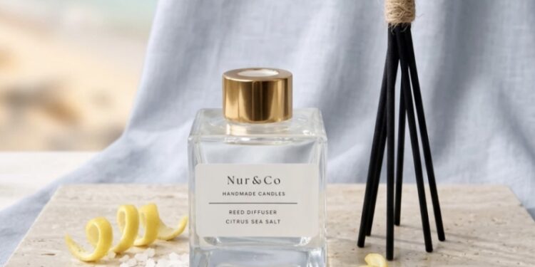 Nur and Co: Πώς τα χειροποίητα αρωματικά κεριά του θα μεταμορφώσουν το σπίτι σου στο απόλυτο «καταφύγιο»